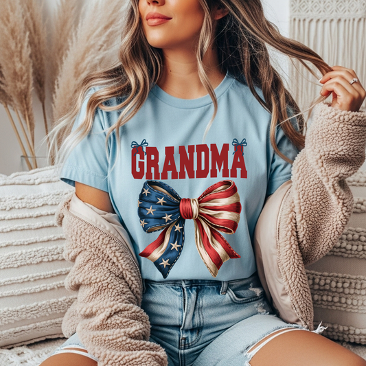Grandma Americana Gildan Tee